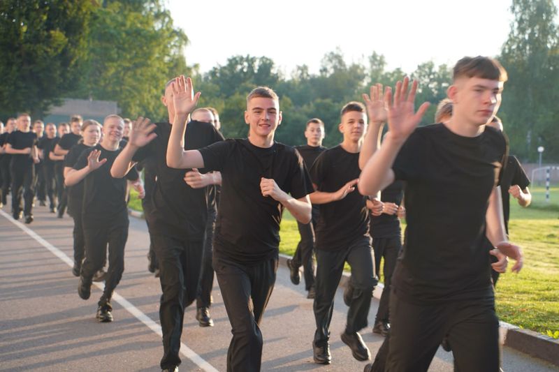 ЖИЗНЬ ПО РАСПОРЯДКУ! ДОБРОЕ УТРО, ДРУЗЬЯ!