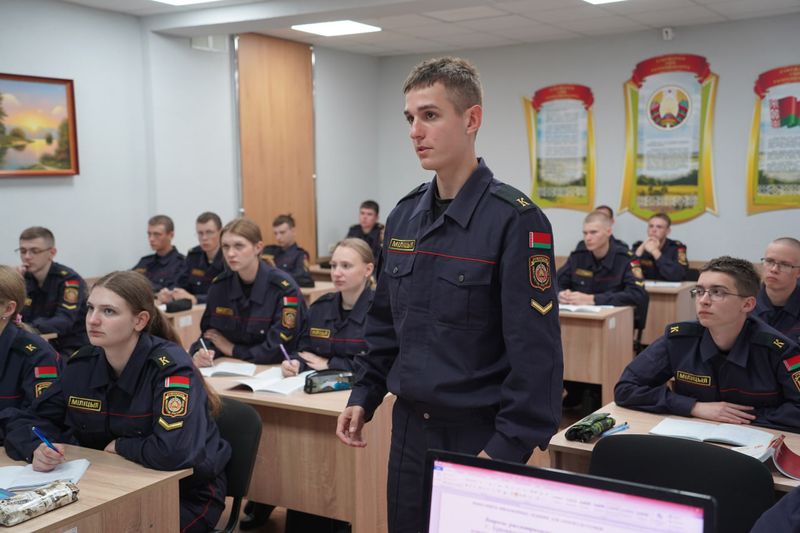 БУДНИ НОВОБРАНЦЕВ
