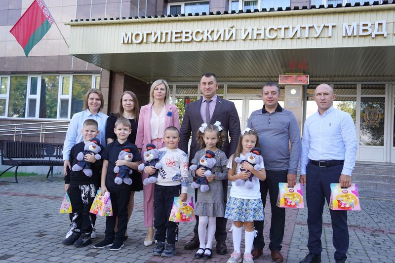 СКОРО В ШКОЛУ!