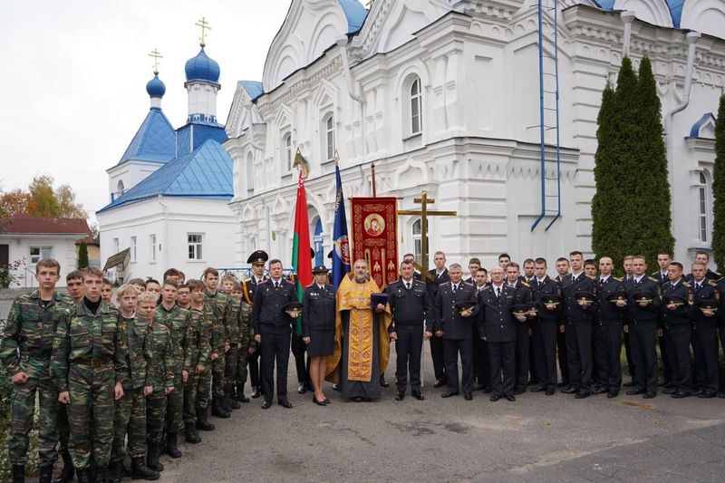 КРЕСТ ОСВЯЩЕН