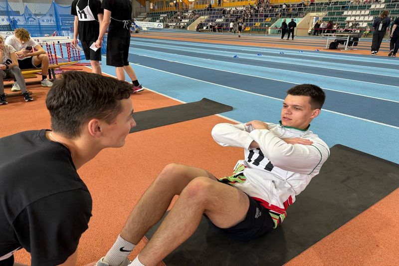 ГОТОВ К ТРУДУ И ОБОРОНЕ